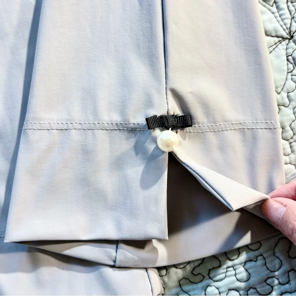 NWT IC by Connie K Pearl & Bow Detail Pull On Ankle Pants Light Gray Sz S 🧡